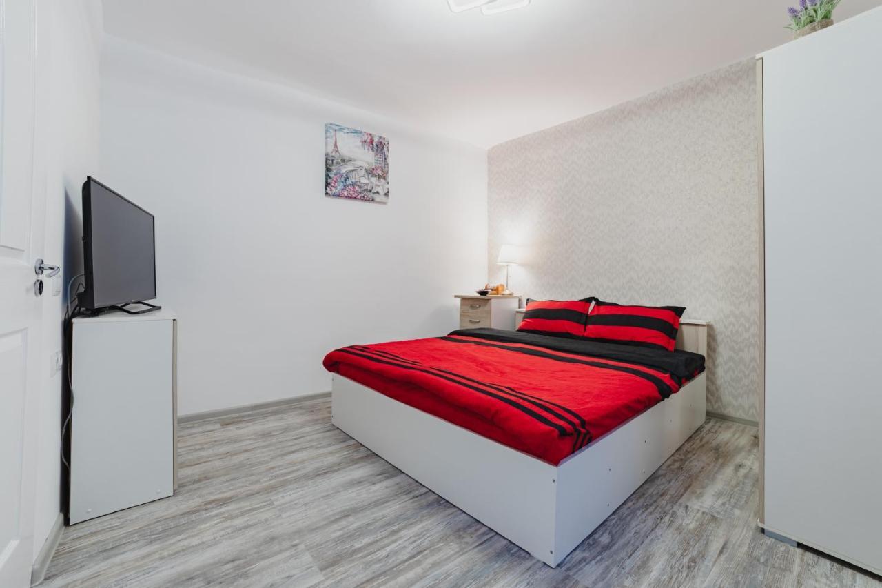 Studio Central Poarta Schei Brasov Luaran gambar